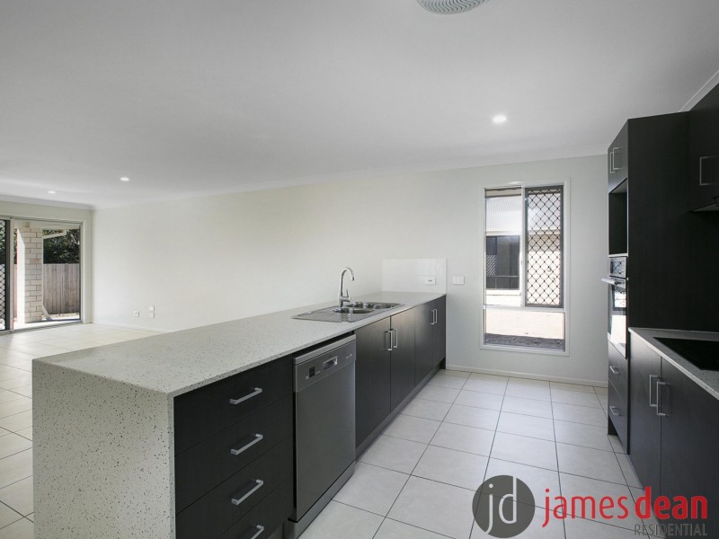 53 Wondall Road, Wynnum West QLD 4178