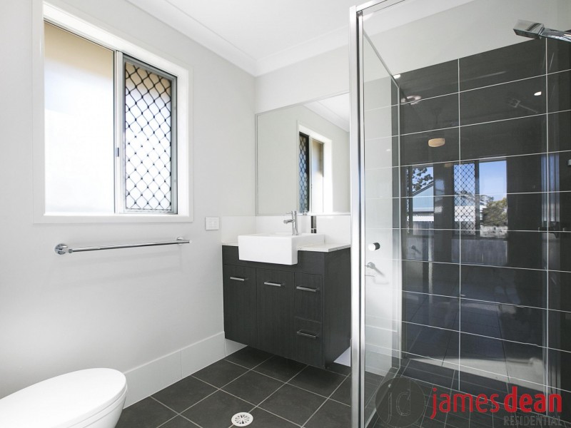 53 Wondall Road, Wynnum West QLD 4178