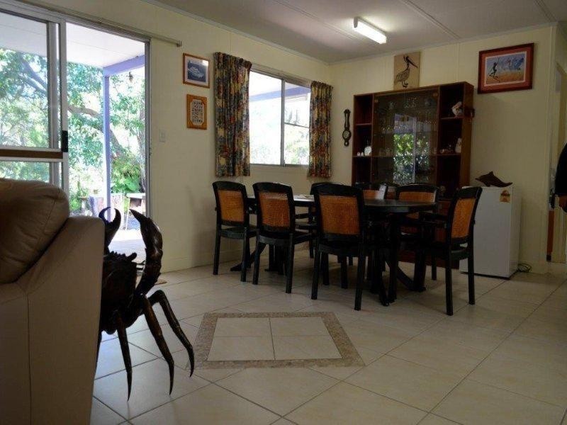 38 Goondool Street, Moreton Island QLD 4025