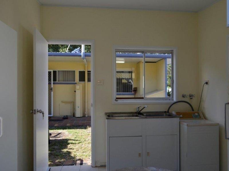 38 Goondool Street, Moreton Island QLD 4025