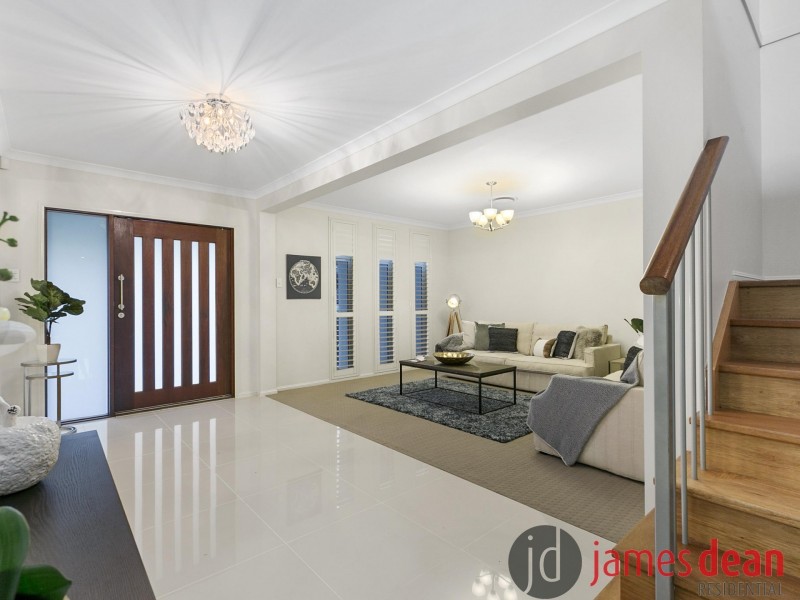 75 Ivy Crs, Wakerley QLD 4154