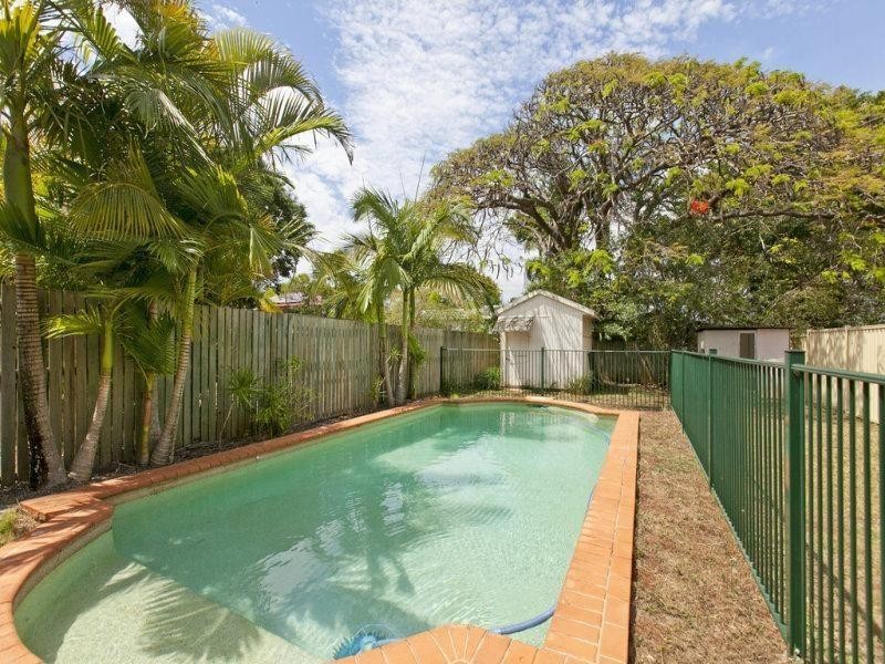 10 Haig Street, Wynnum West QLD 4178