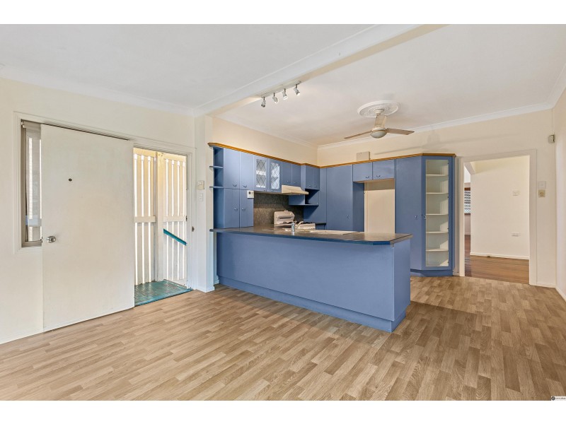 121 Mein Street, Scarborough QLD 4020