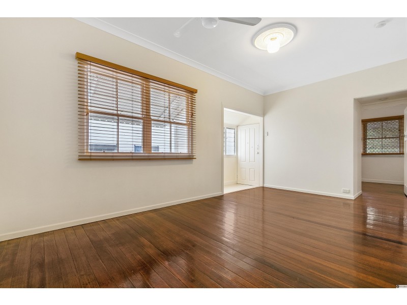 121 Mein Street, Scarborough QLD 4020