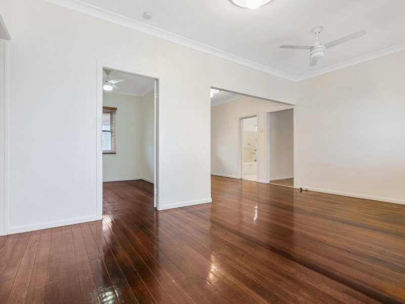 121 Mein Street, Scarborough QLD 4020