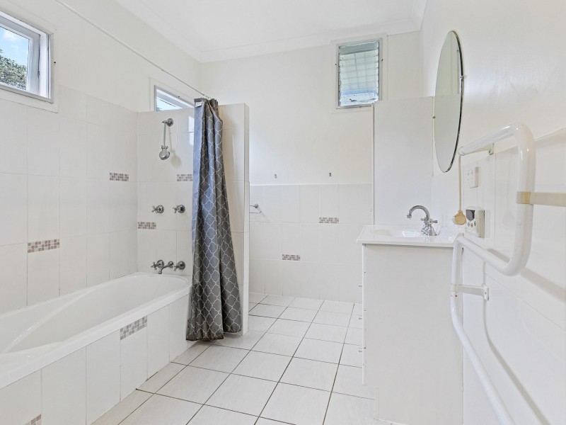 121 Mein Street, Scarborough QLD 4020