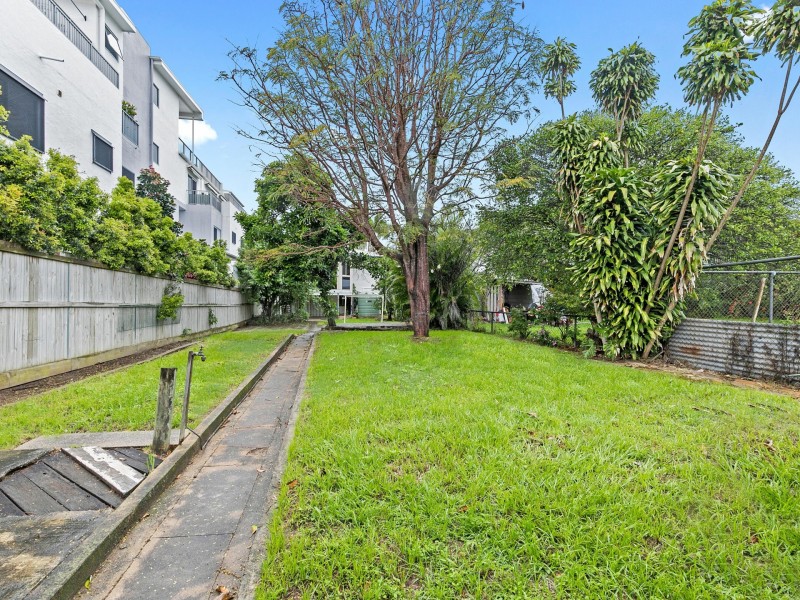 121 Mein Street, Scarborough QLD 4020