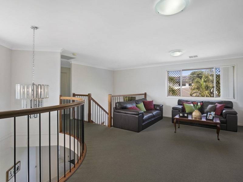 16 Diana Place, Manly West QLD 4179