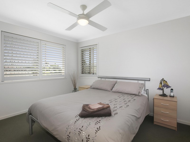 16 Diana Place, Manly West QLD 4179