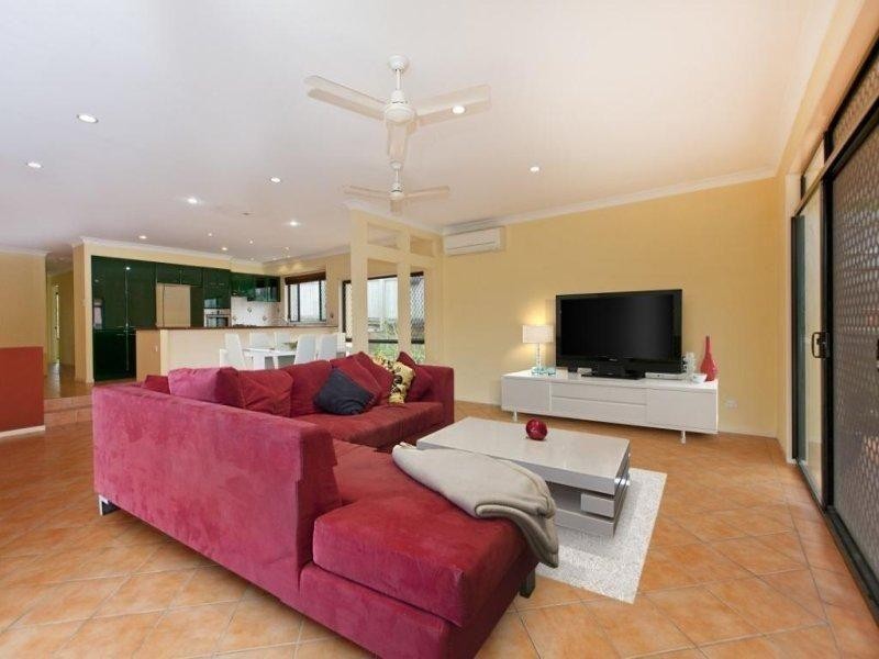 12 Burbank Road, Birkdale QLD 4159