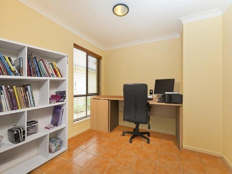 12 Burbank Road, Birkdale QLD 4159