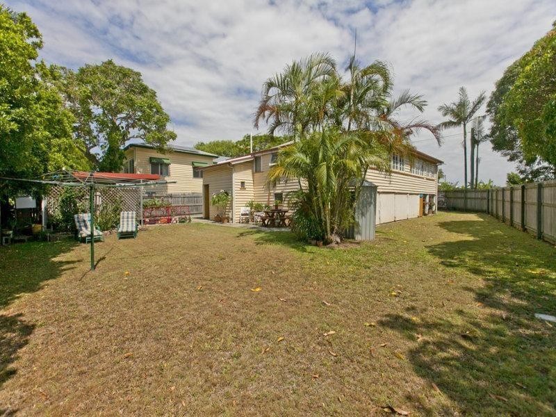 8 Tangorin Street, Wynnum QLD 4178