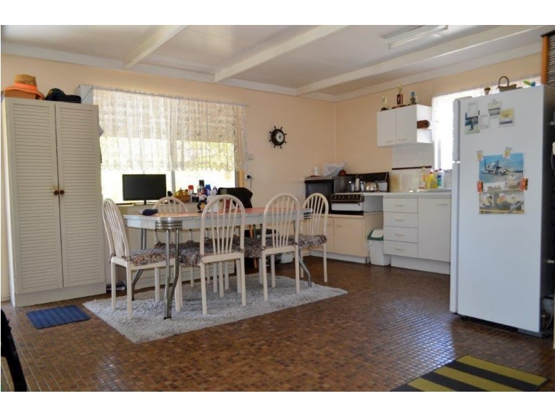 44 Midgen Street, Kooringal QLD 4025