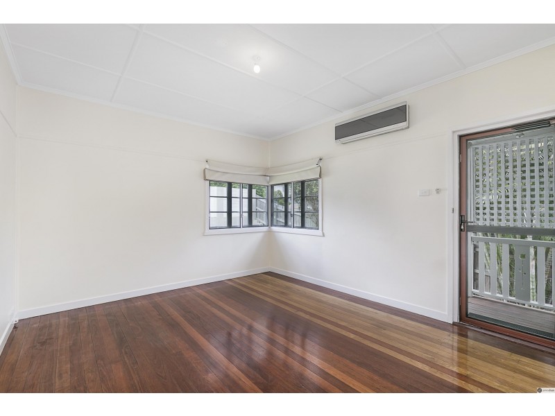 34 Buzacott St, Carina Heights QLD 4152