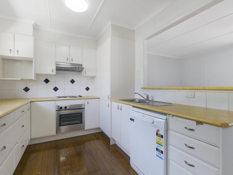 29 Wyeth Street, Wynnum QLD 4178