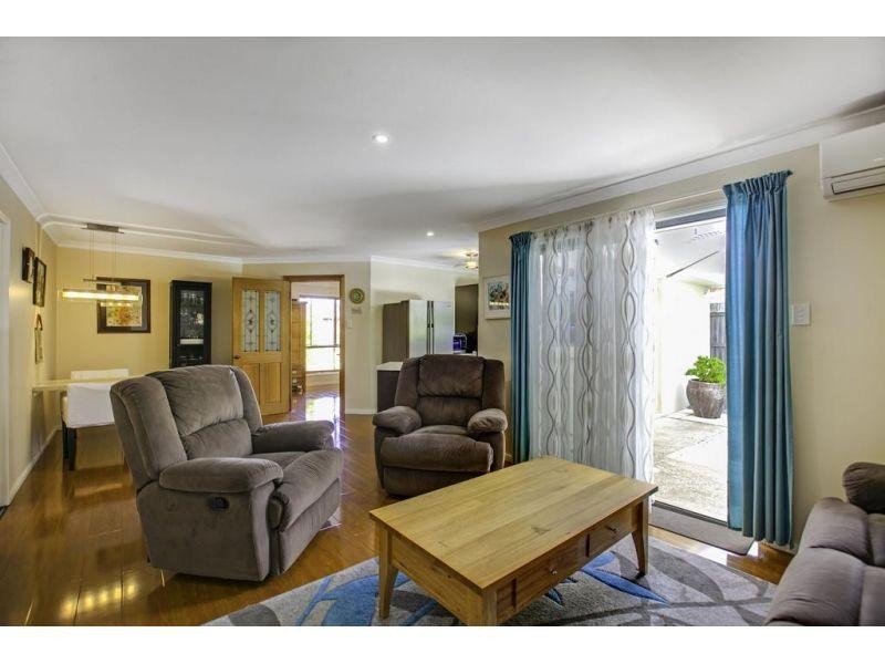 8 Laguna Circuit, Tingalpa QLD 4173