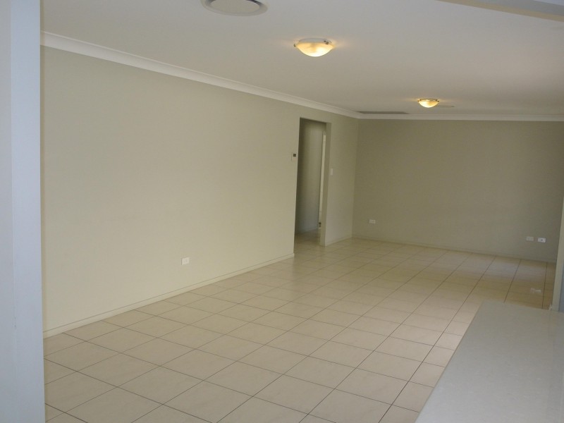 124 Ropley Road, Wynnum West QLD 4178