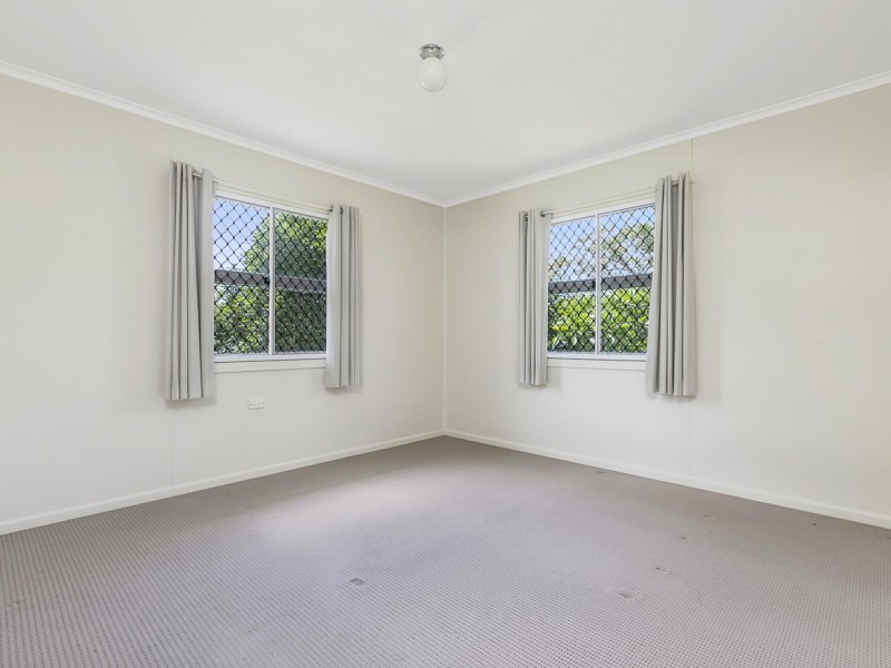 15 Barham Street, Coopers Plains QLD 4108