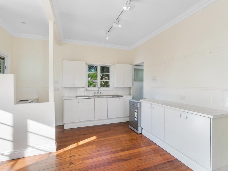 18 Edge Street, Murarrie QLD 4172