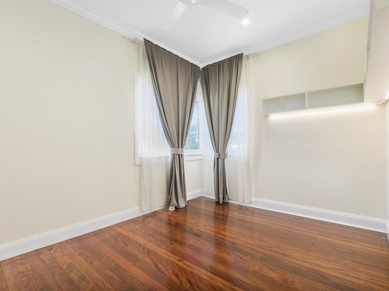 18 Edge Street, Murarrie QLD 4172
