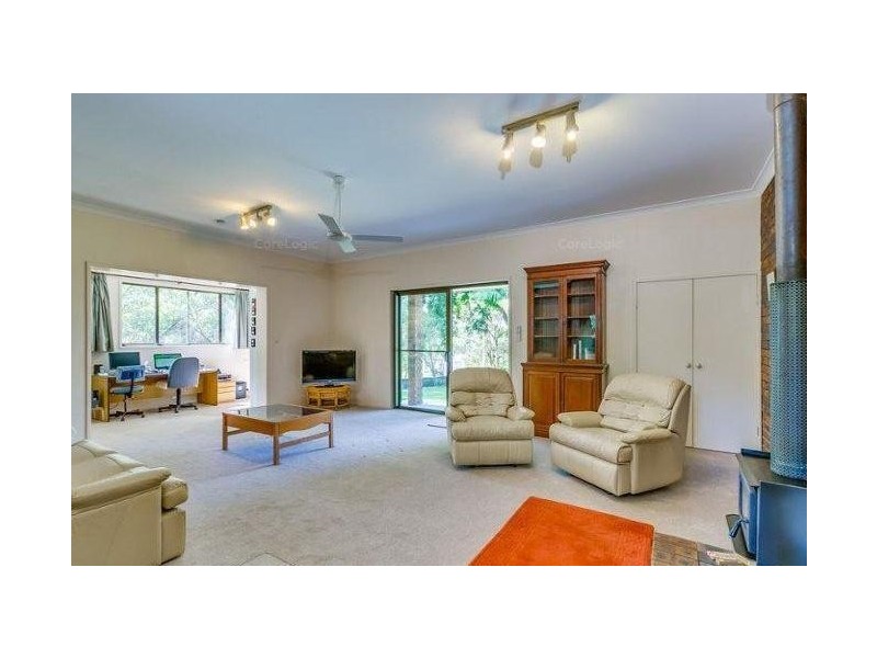 345  Redland Bay Road, Capalaba QLD 4157