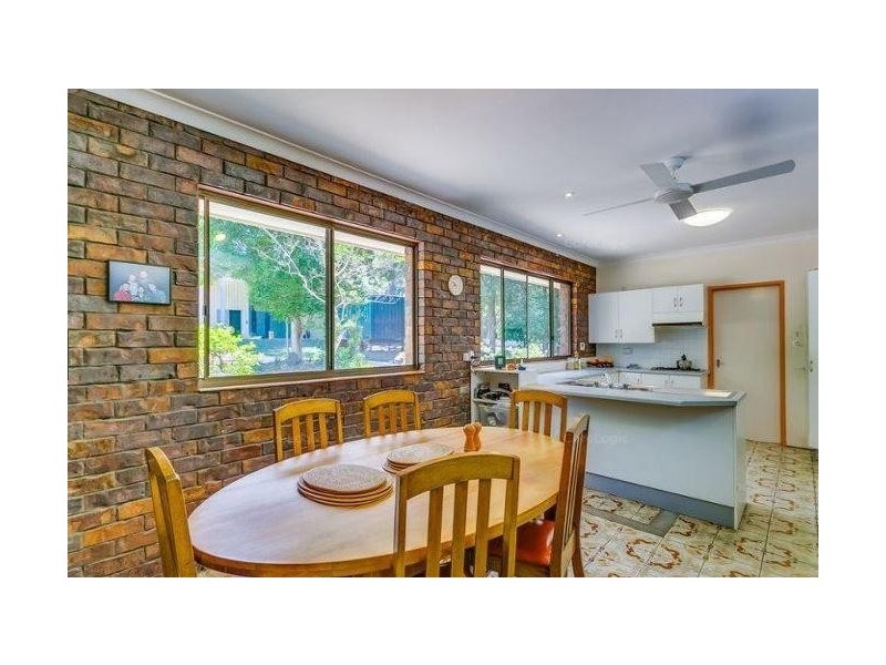 345  Redland Bay Road, Capalaba QLD 4157