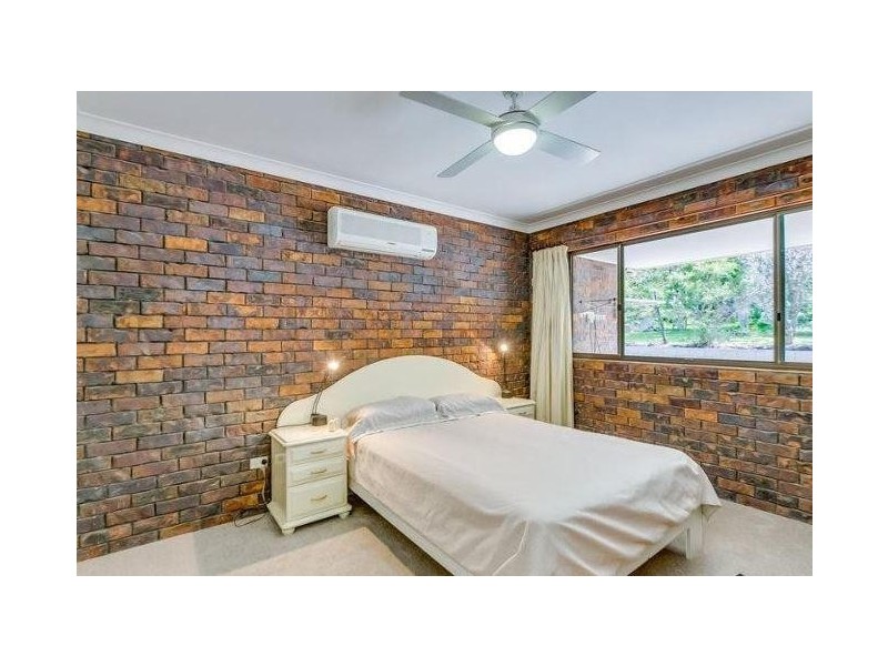 345  Redland Bay Road, Capalaba QLD 4157