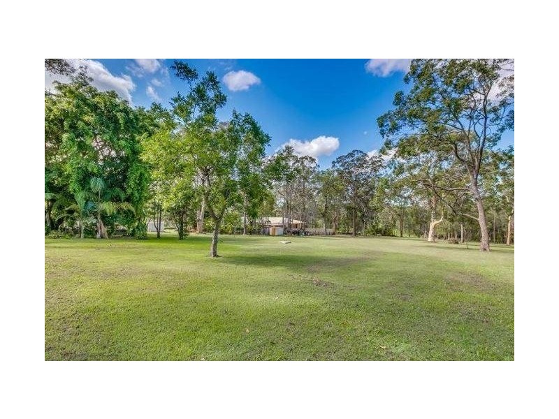 345  Redland Bay Road, Capalaba QLD 4157