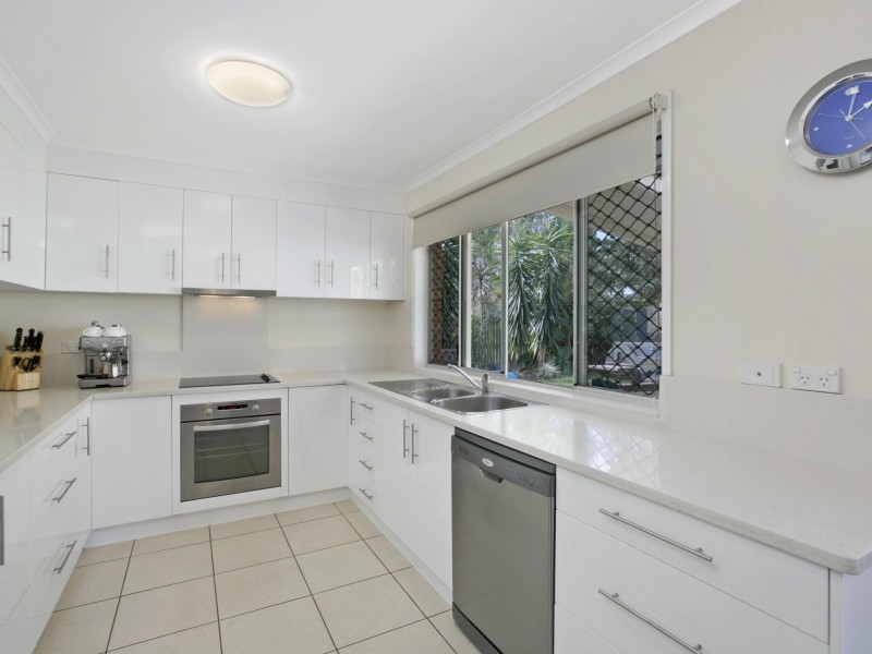 4 Idamea Street, Carina Heights QLD 4152