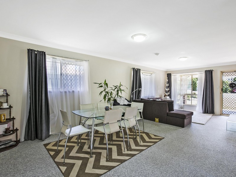 26 Allen Street, Wynnum QLD 4178