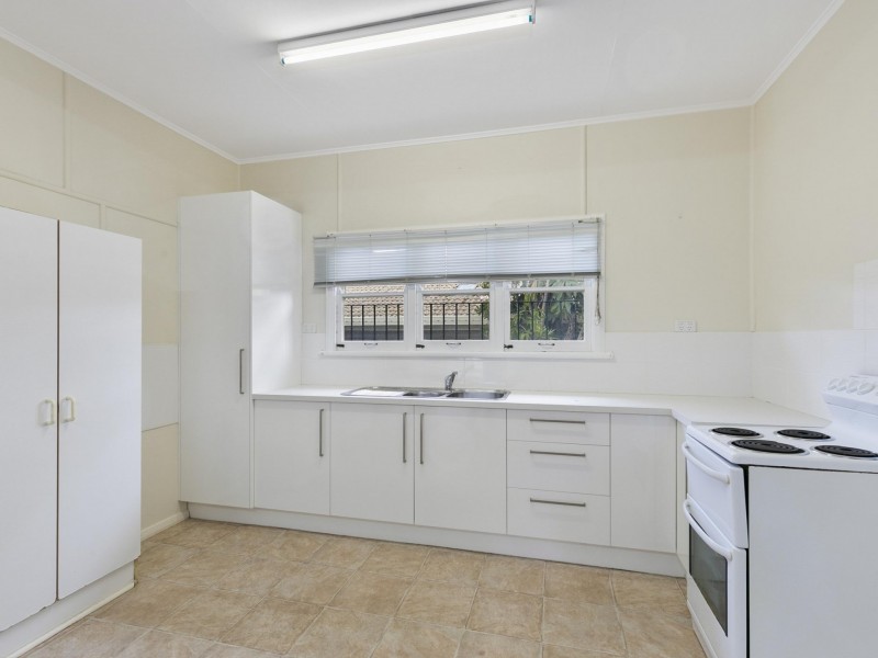 31 Pansy Street, Wynnum QLD 4178