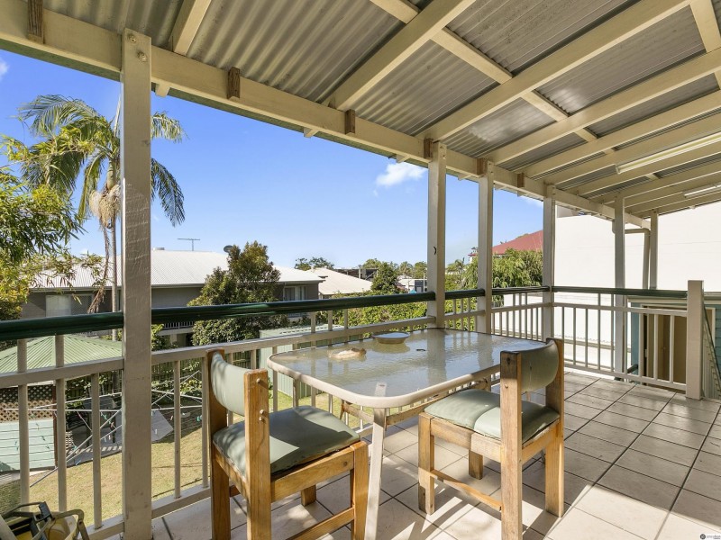 56 Ernest Street, Manly QLD 4179