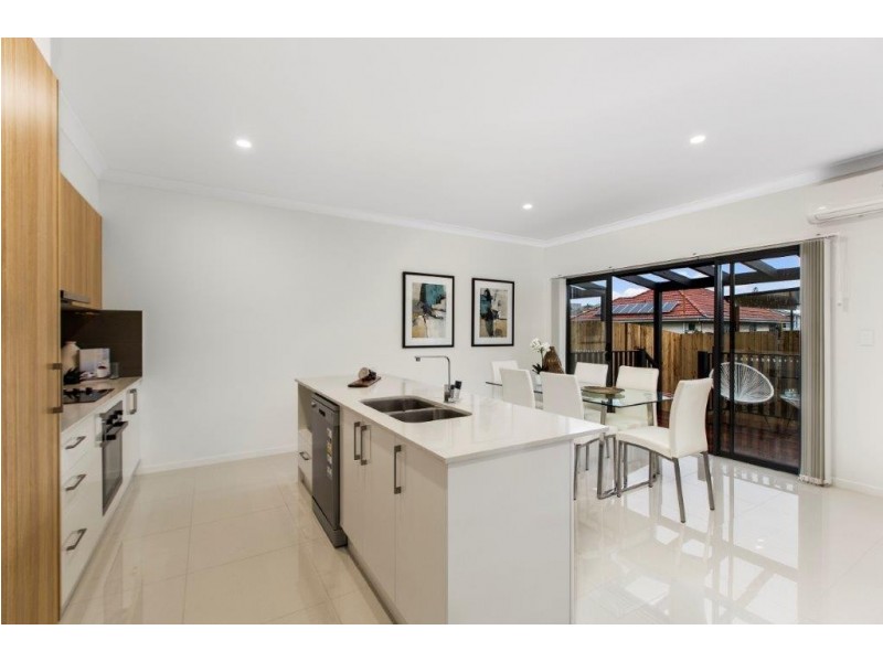 1/52 Booligal Street, Carina QLD 4152