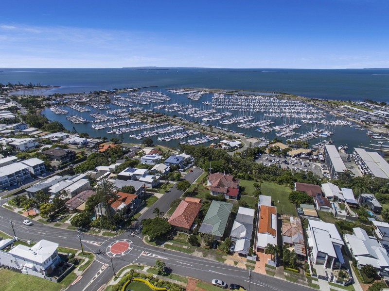 82-84 Oceana Terrace, Manly QLD 4179