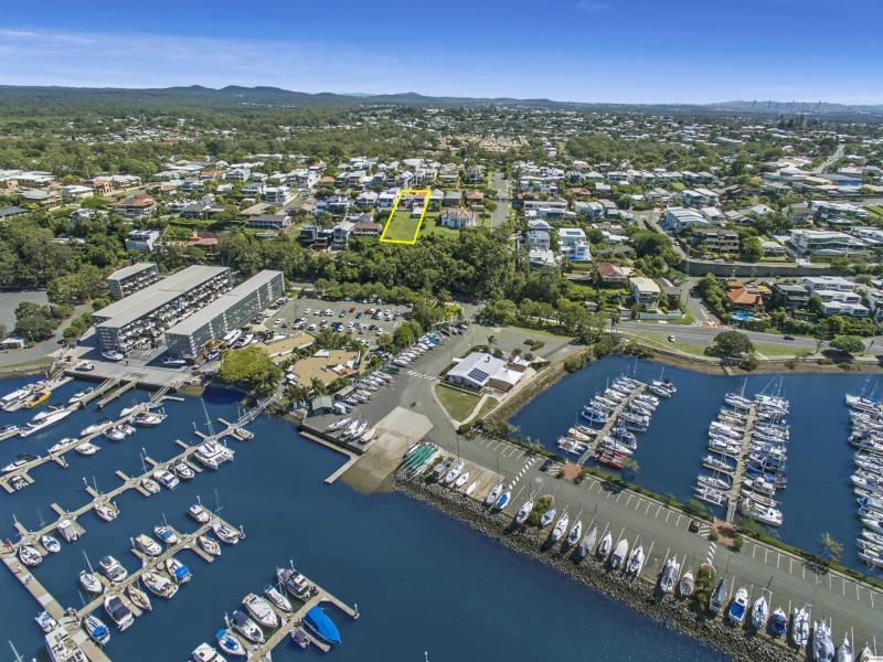 82-84 Oceana Terrace, Manly QLD 4179