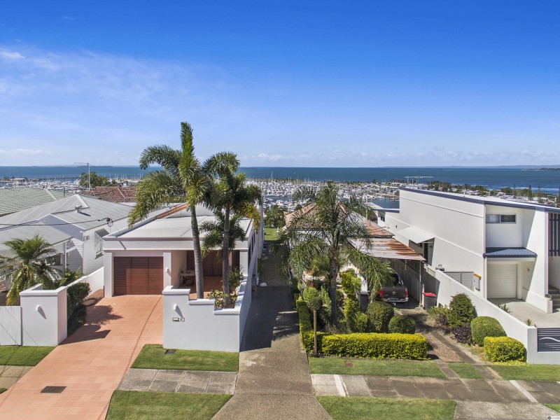 82-84 Oceana Terrace, Manly QLD 4179
