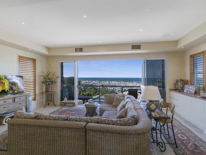 82-84 Oceana Terrace, Manly QLD 4179