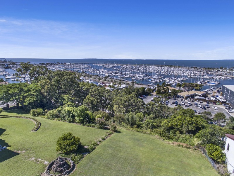 82-84 Oceana Terrace, Manly QLD 4179