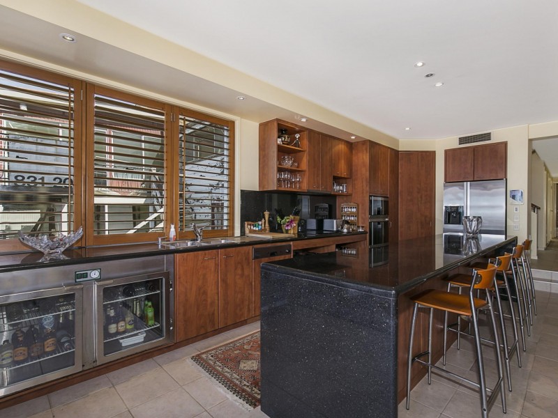 82-84 Oceana Terrace, Manly QLD 4179