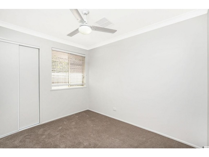 49 Isaacs Way, Wakerley QLD 4154