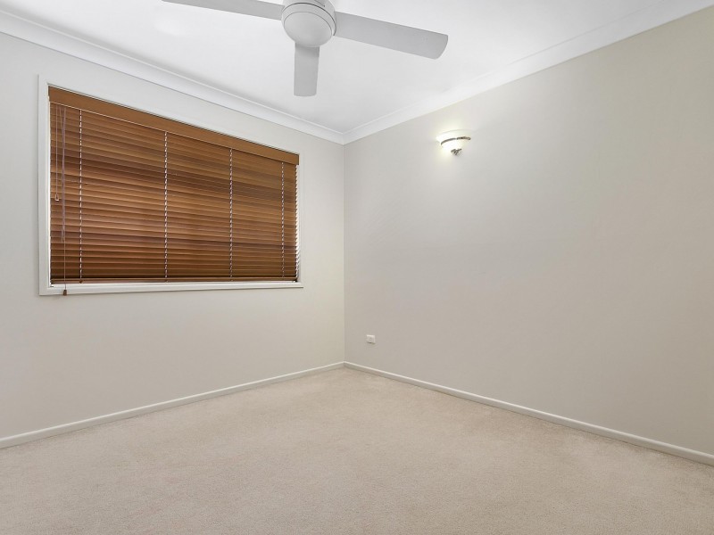 16 Bell Street, Dicky Beach QLD 4551