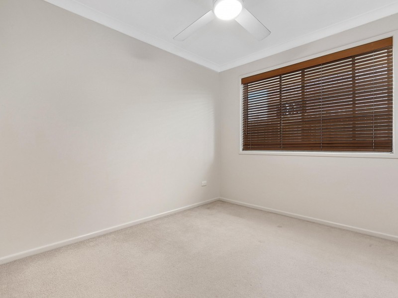 16 Bell Street, Dicky Beach QLD 4551