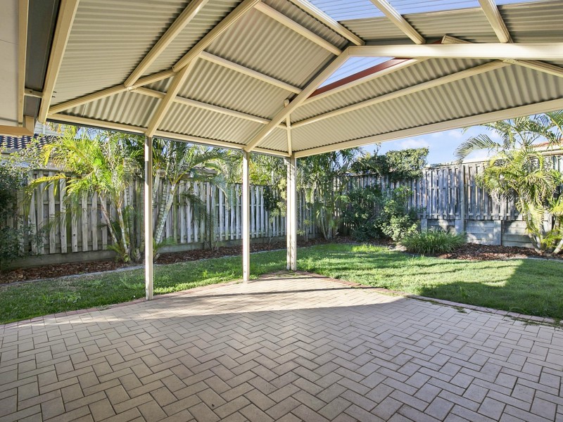 5 Ransom Place, Wakerley QLD 4154