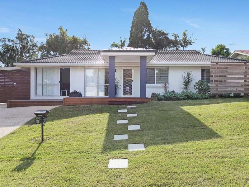 8 Majura Street, Belmont QLD 4153