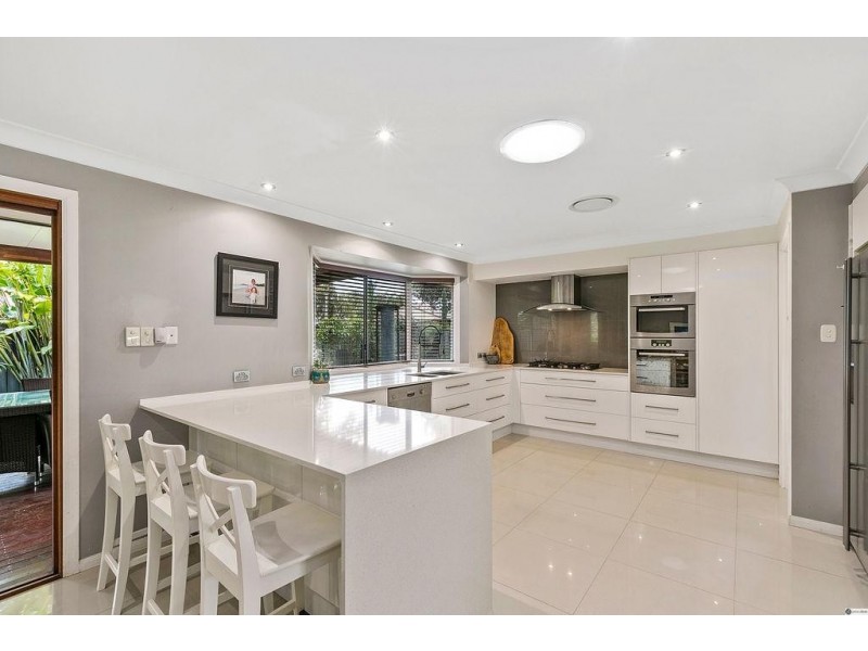 8 Spurs Drive, Wellington Point QLD 4160