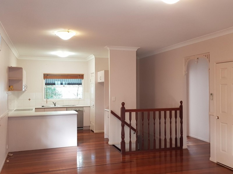 33 Clarendon Street, East Brisbane QLD 4169