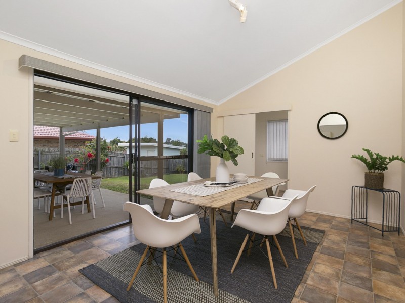 28 Network Drive, Wynnum West QLD 4178