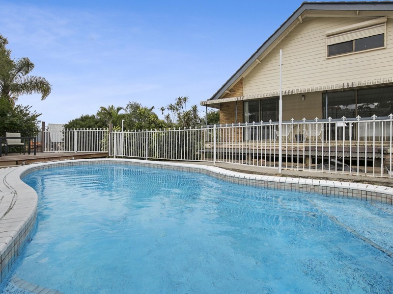 14 Nyeena Street, Belmont QLD 4153