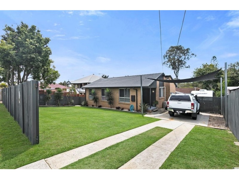 25 New Lindum Road, Wynnum West QLD 4178