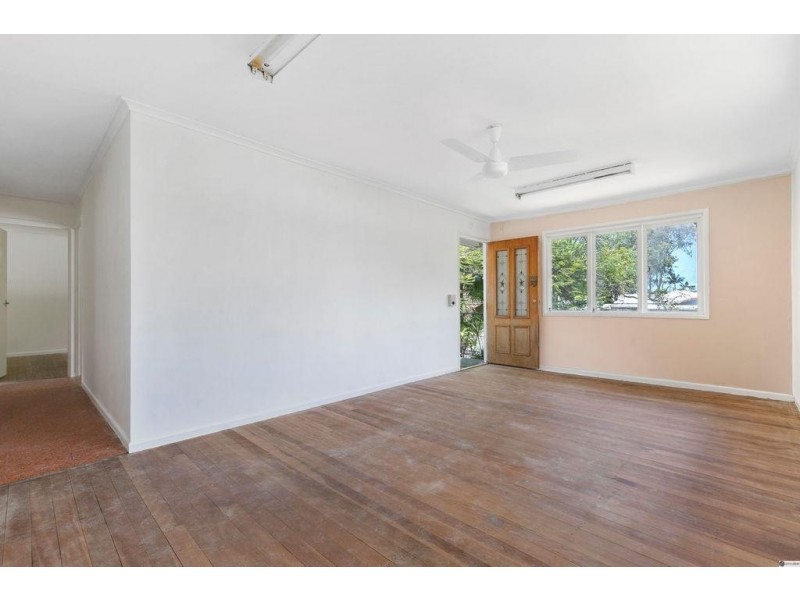 103 Spitfire Avenue, Strathpine QLD 4500